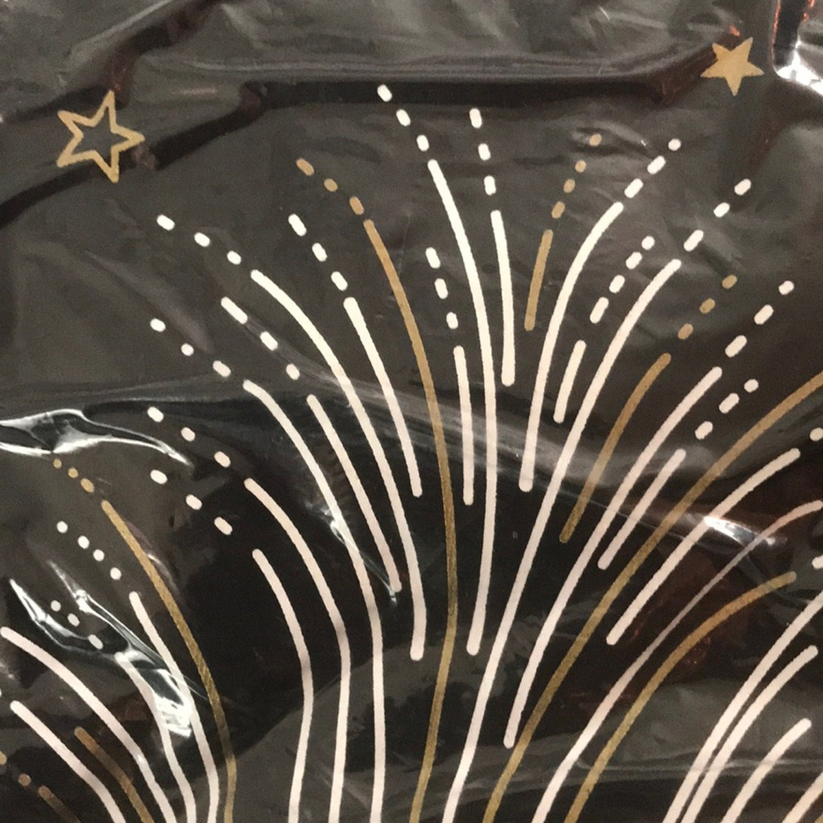 Macy’s NEW Family PJ New Years Eve Men’s Size LARGE Top and bottoms long sleeve