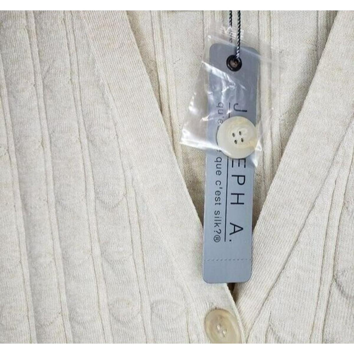 Joseph A - Long Sleeve Button Front Boyfriend Cardigan Large Oatmeal Heather NWT