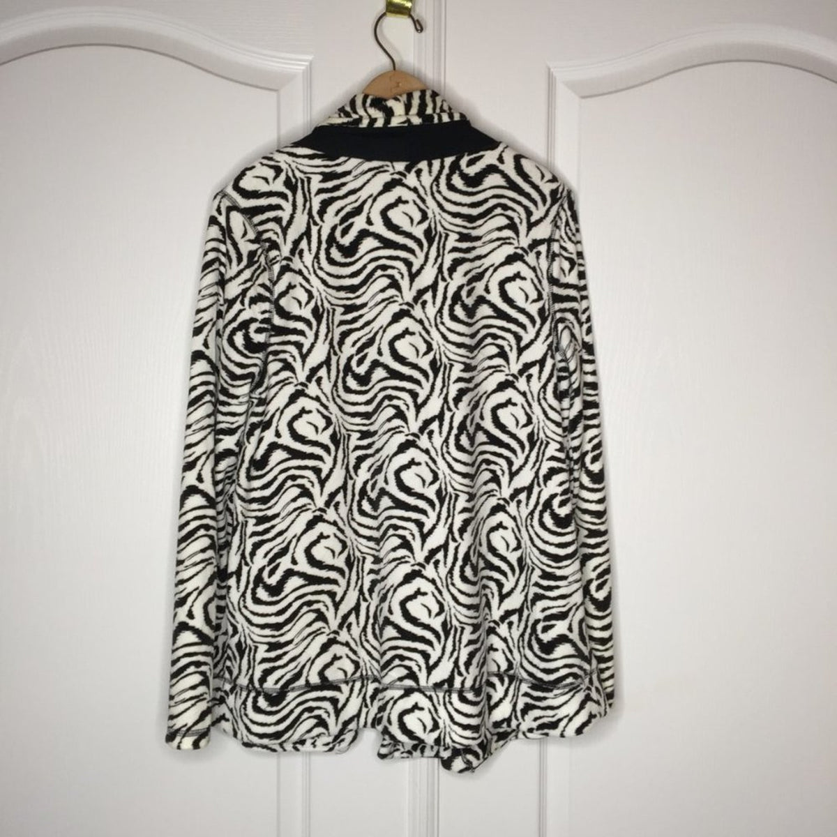 Kim Rogers Hi Low Open Front Cardigan Sweater Zebra Print Black/White MEDIUM