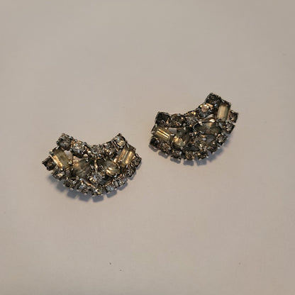 Vintage rhinestones Silvertone clip on earrings hugger