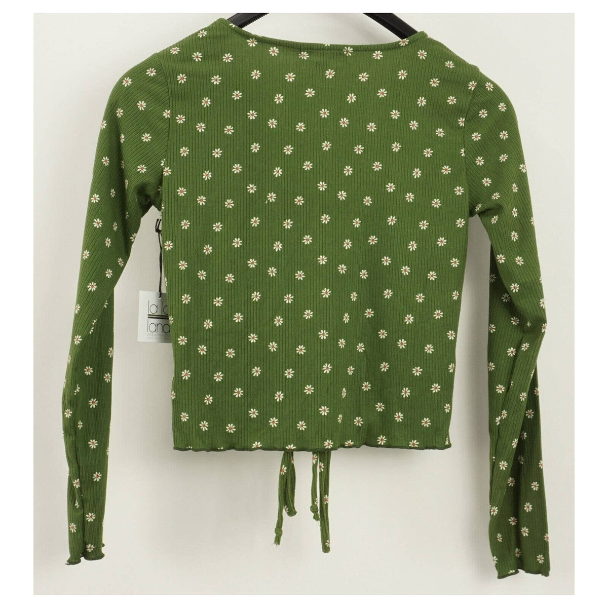 La La Land Creative Co Women's Ruched Crop Top Medium Sage Floral NWT V-Neck