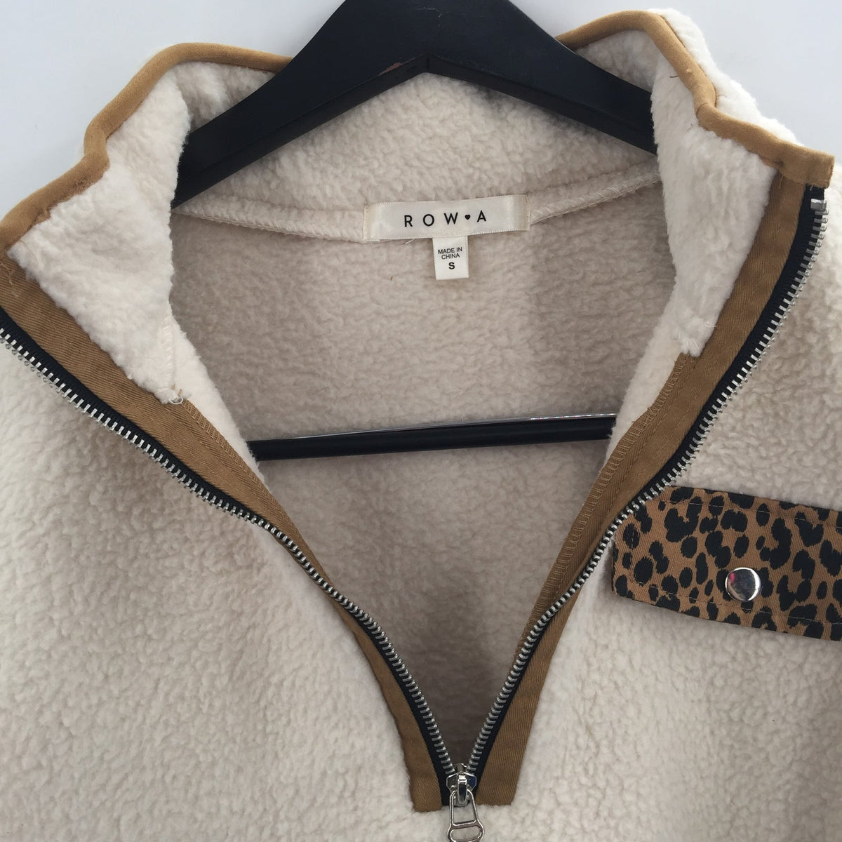 Row A Lyla Leopard Print Quarter Zip Pullover Sweatshirt Fleece Size Small