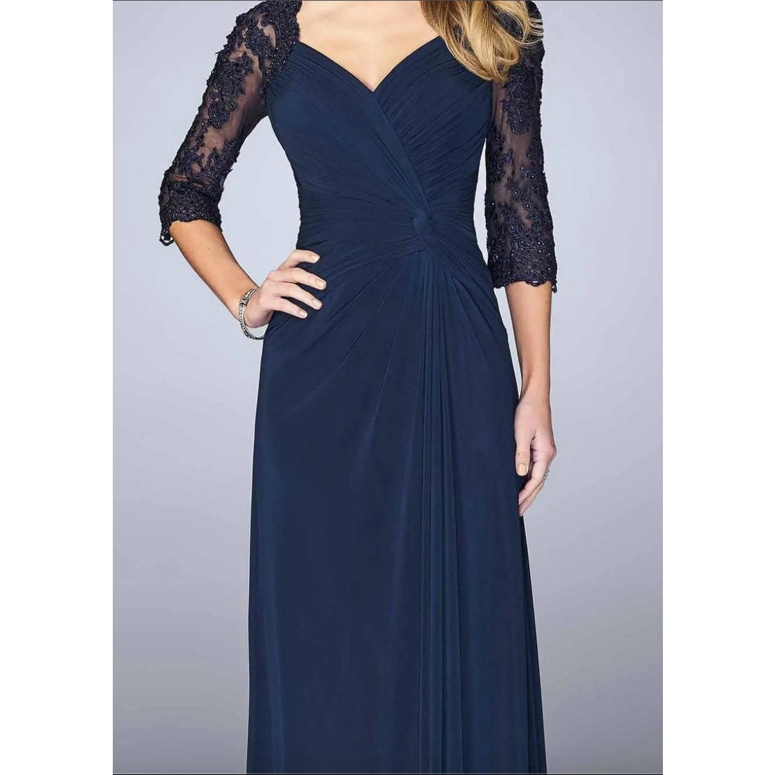 La Femme  Navy Ruched V-Neck Column Dress Gown Size 6 Formal 3/4 Sleeve Wedding