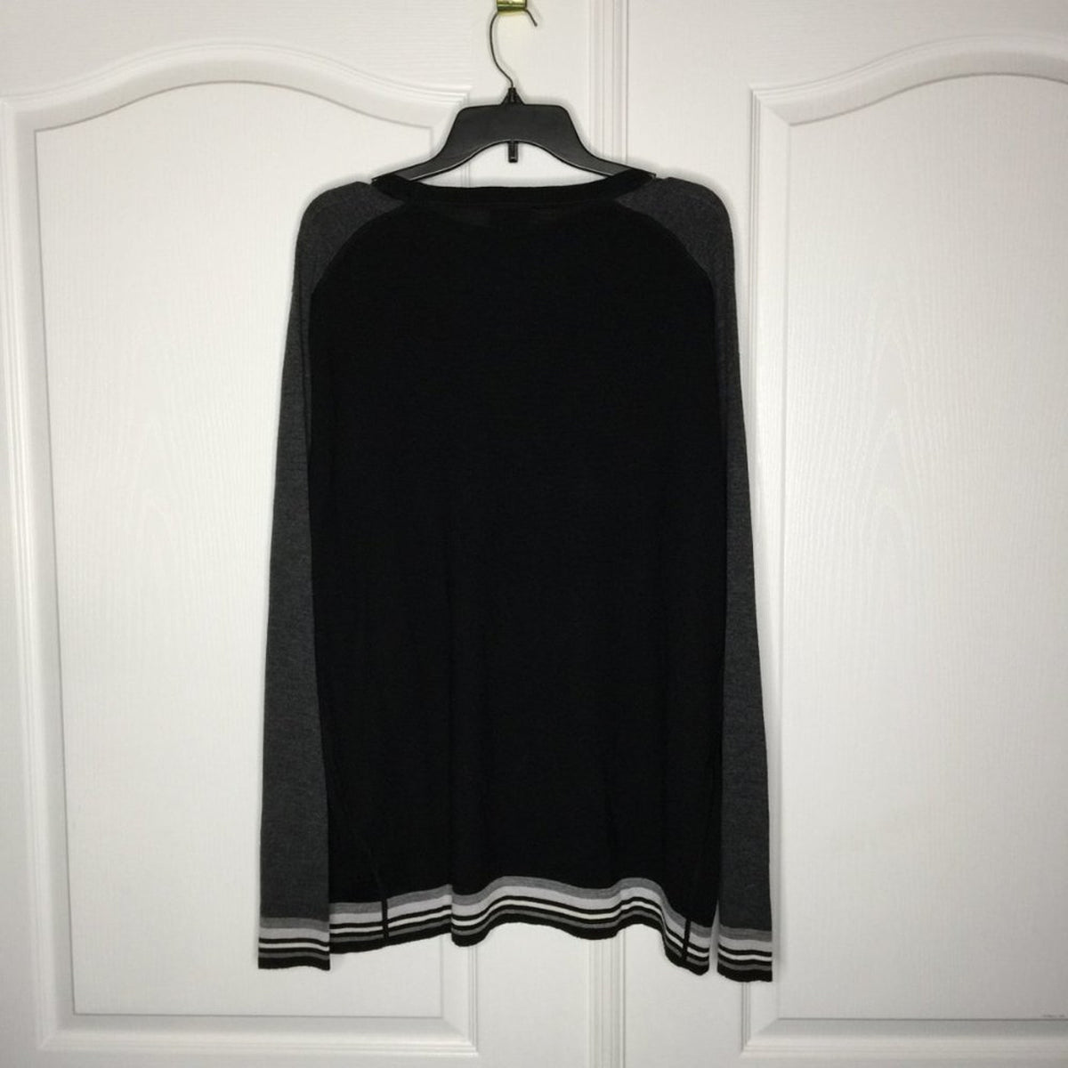 NWT Good Man Brand Pullover Sweater Long Sleeves Crew Neck Colorblock Black XL