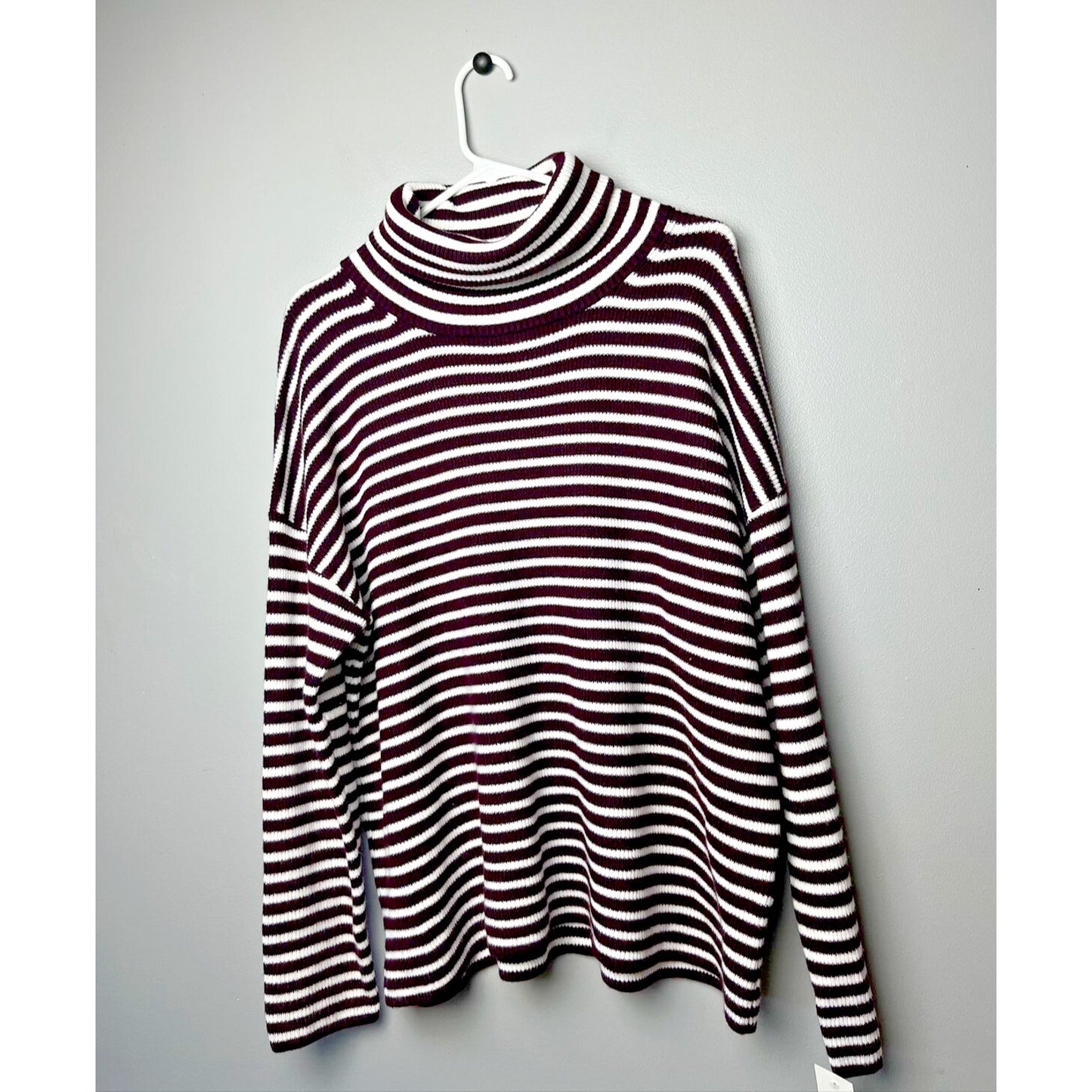 French Connection Striped Turtleneck Sweater Sz Large Evening Wine/White NWT
