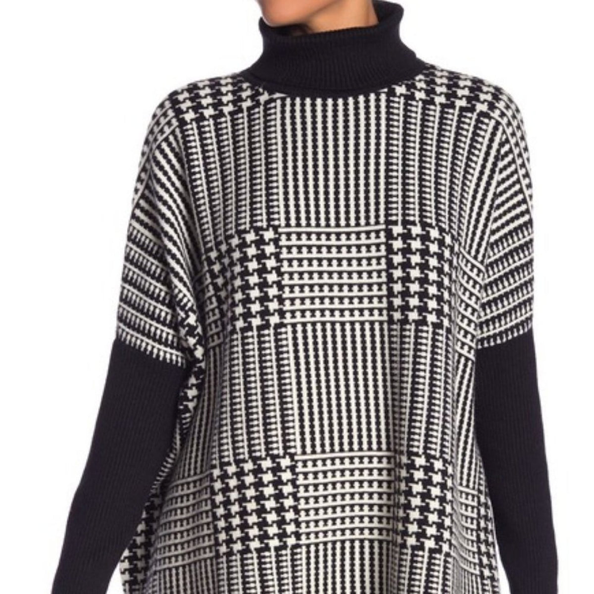 Joseph Turtle-Neck Sweater Long Sleeves Ribbed Trim Printed Black- White Size XL