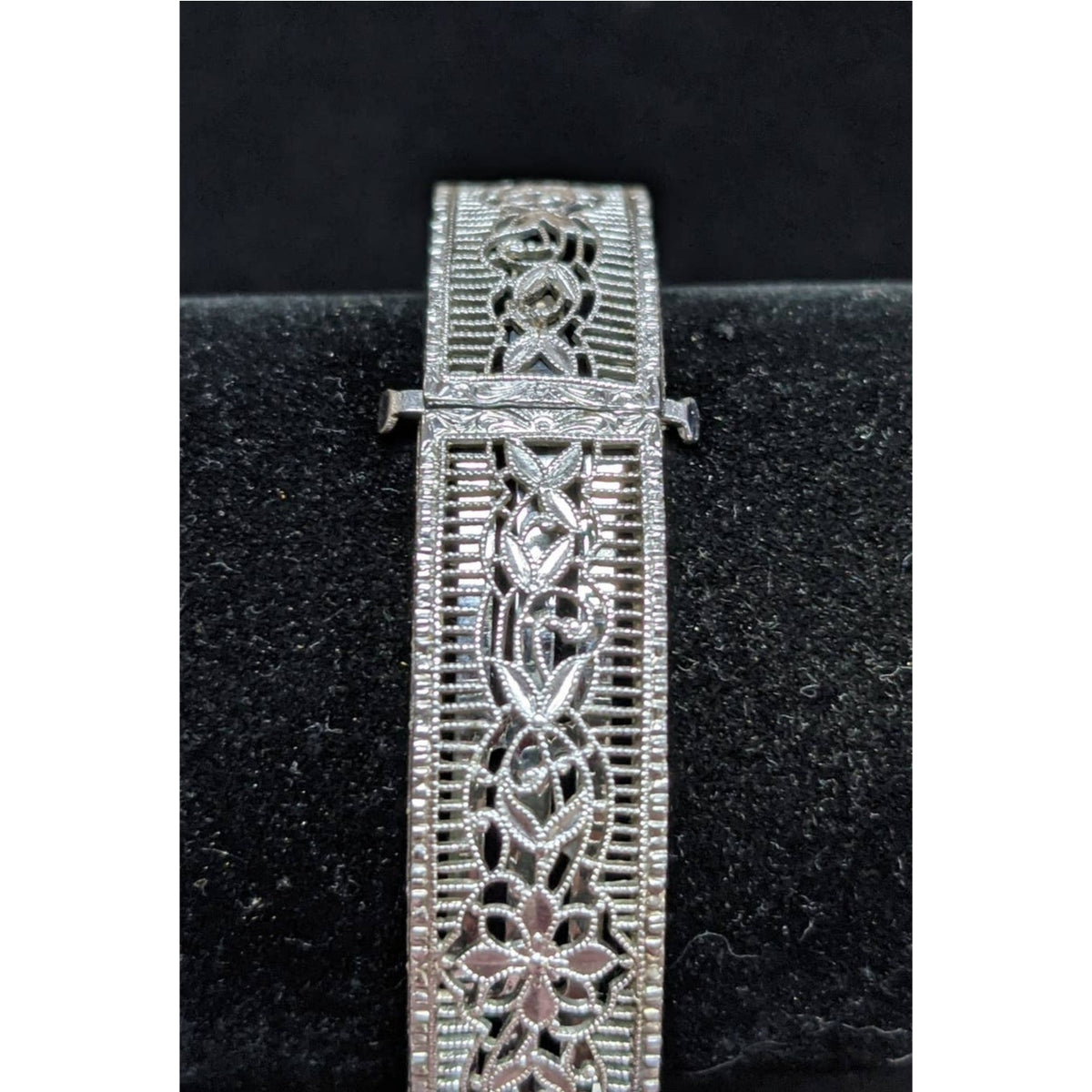 Peckham and Sons JHP 1920s Antique Amethyst Rhodium Plated Cuff Bangle