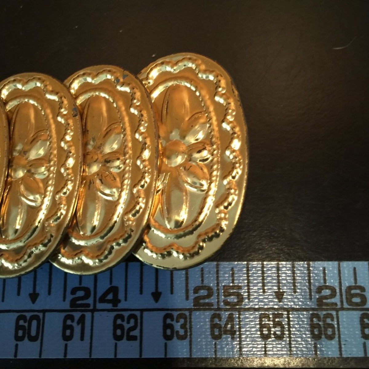 Vintage 1980s Belt Stretch concho gold Metal Elastic Size Medium/ Large DISCO