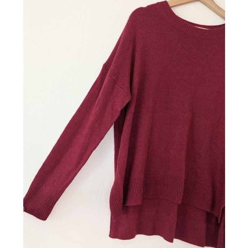 Chelsea 28 Cozy Soft High/Low Crew Neck Sweater Size Small in Burgundy Berry NWT