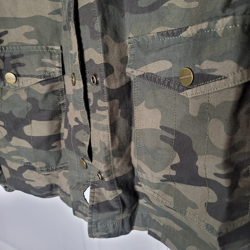 Sanctuary Camouflage Small Jacket Hoodie Jacket  Quarter Sleeve  NEW  Pockets