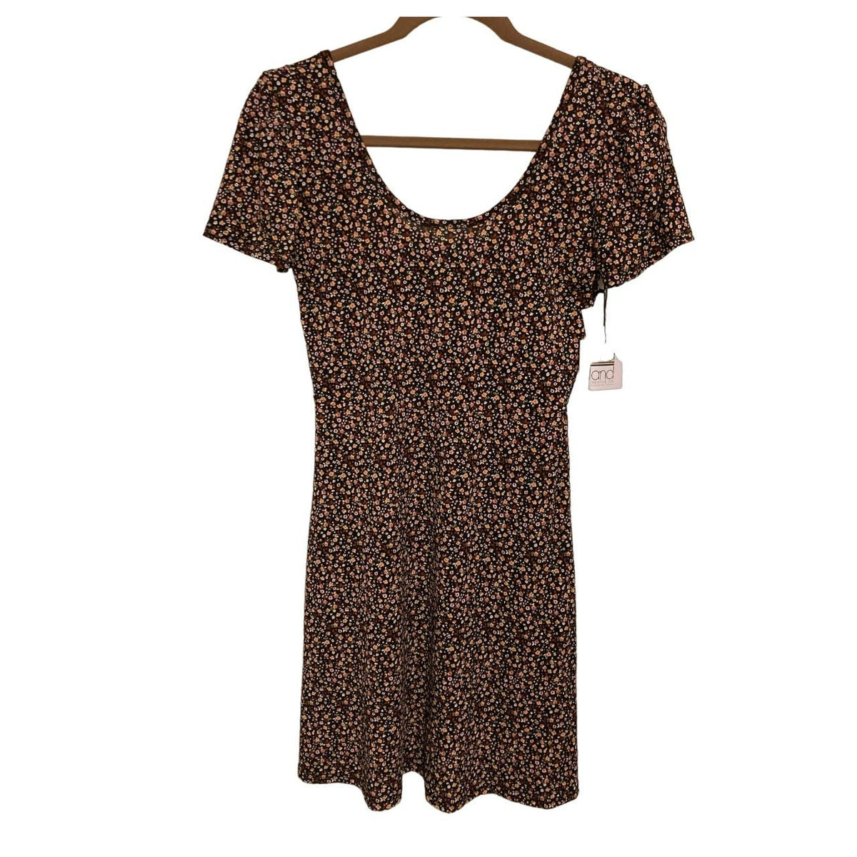 La La Land Mini Dress Medium Black Mauve Floral Print NWT Off Shoulder Empire