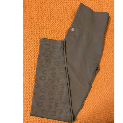 Z By Zella High Waist Seamless 7/8 Leggings XS/Extra Small Green Leopard NWT