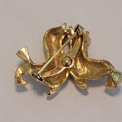 Kissing seals brooch pin goldtone rhinestones wedding girl boy crown
