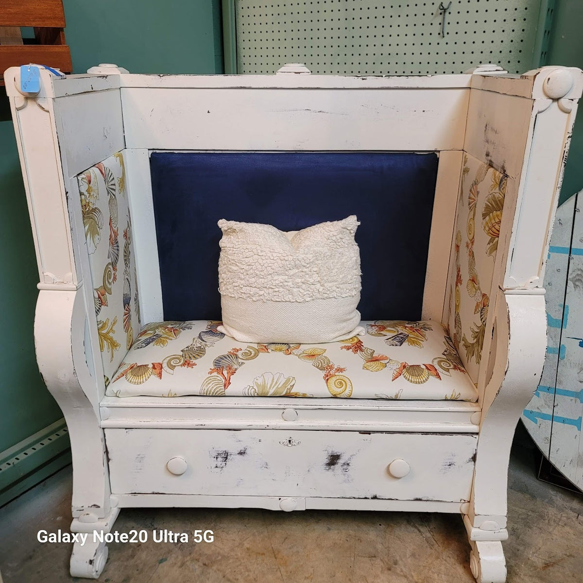 Secondhand Sandies: burgundy and gold Full or Queen thick comforter