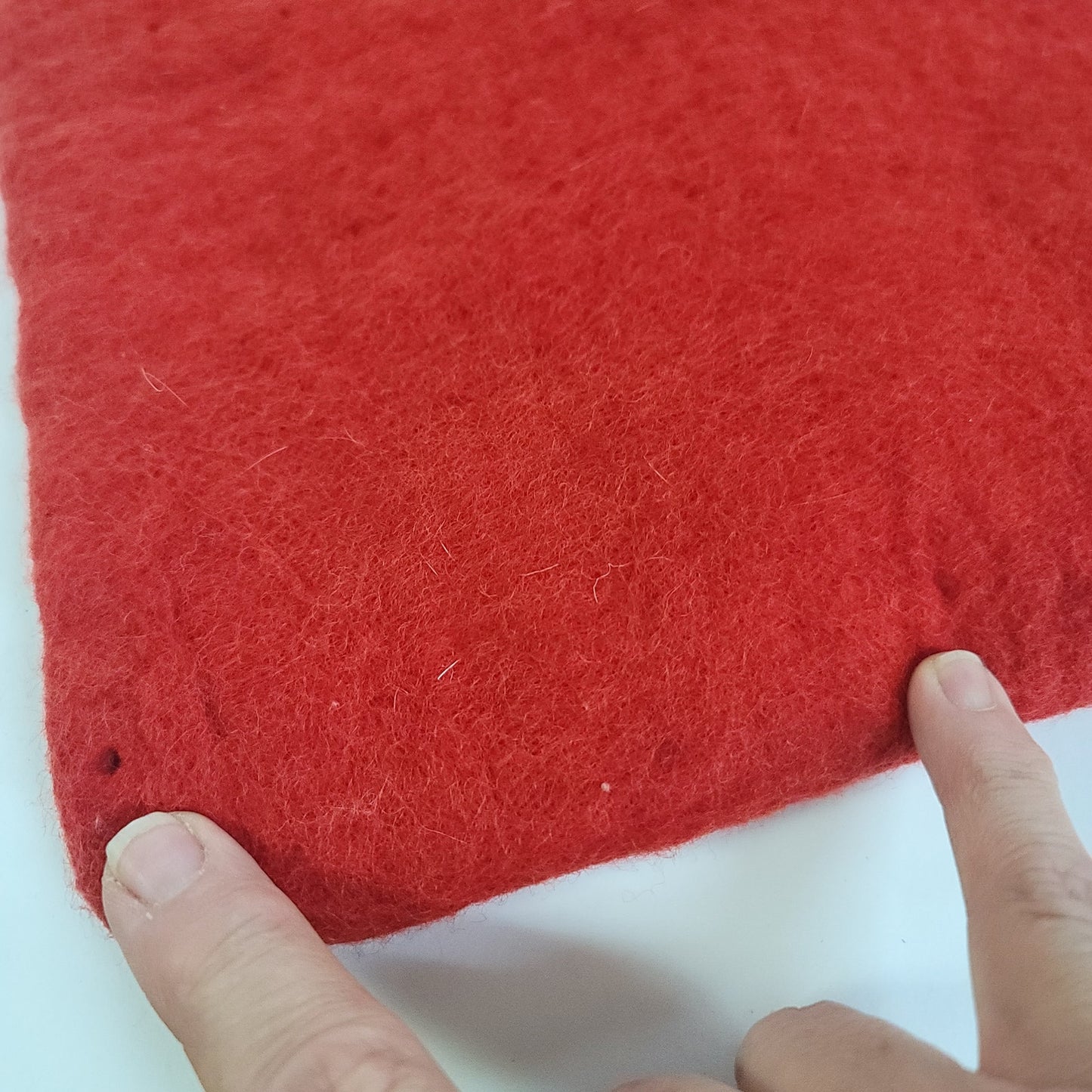 Seasons of Cannon Falls Red White felt purse Holiday Wool Shouilder Tote VINTAGE