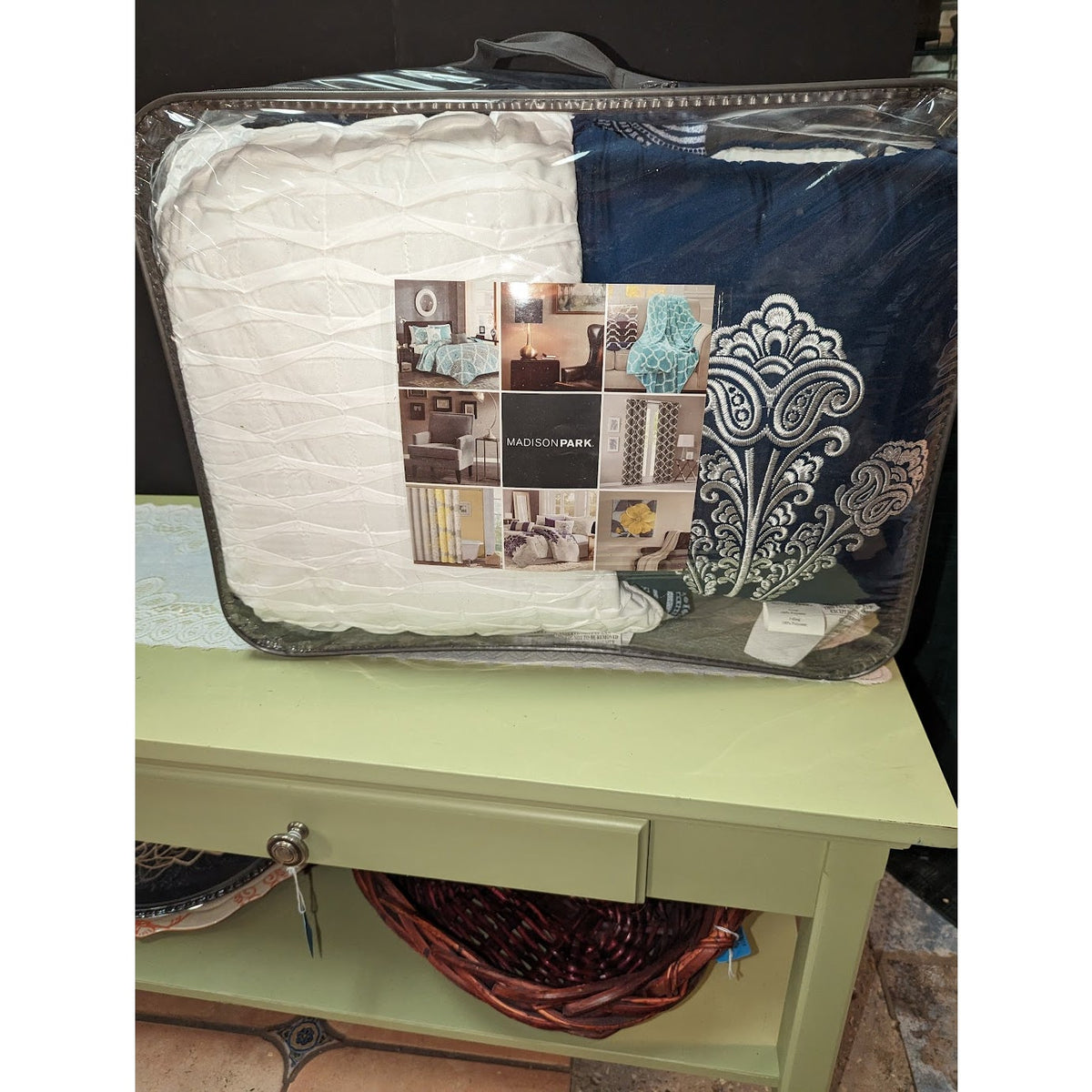 Madison Park Rachel 6-Piece Reversible Quilted California King Coverlet Set Navy
