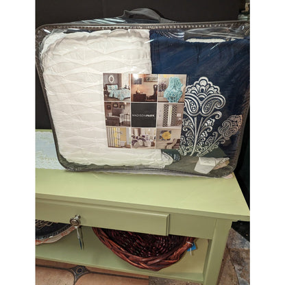 Madison Park Rachel 6-Piece Reversible Quilted California King Coverlet Set Navy