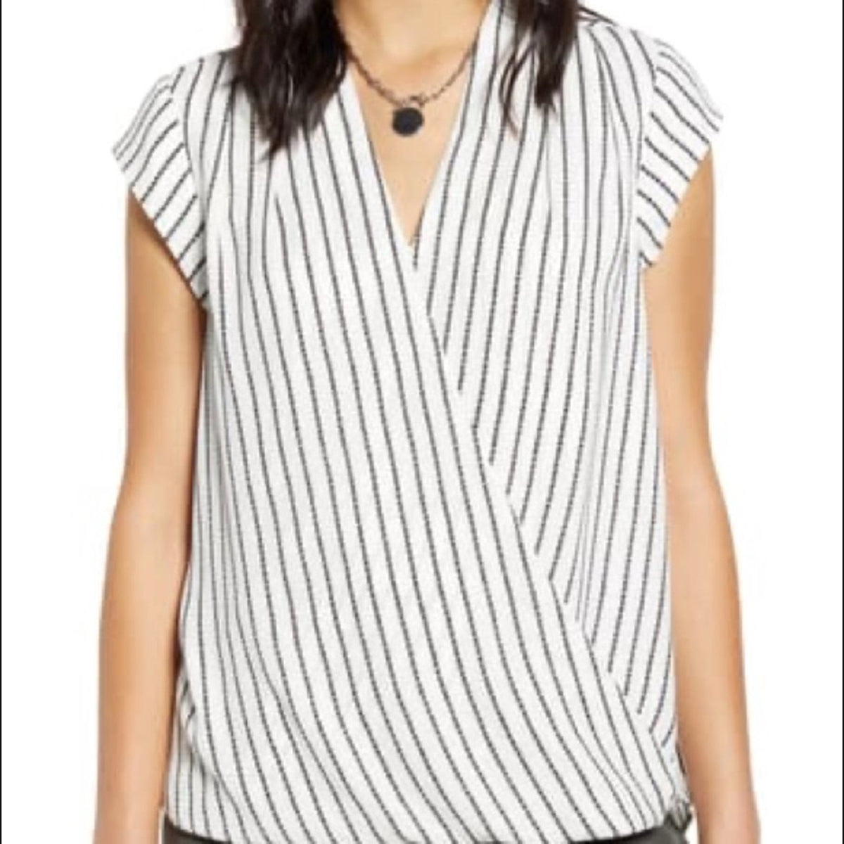 Halogen NEW Surplice Cap Sleeve Blouse Size Medium