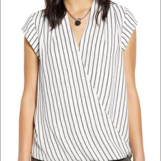 Halogen NEW Surplice Cap Sleeve Blouse Size Medium