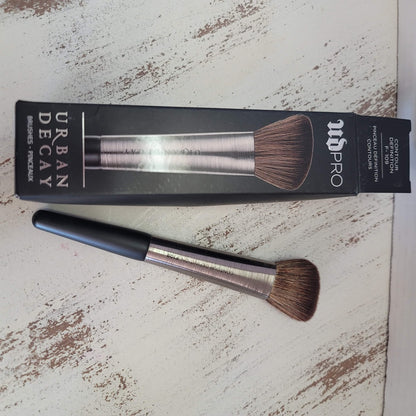UD Urban Decay Contour Definition Brush F109 NEW