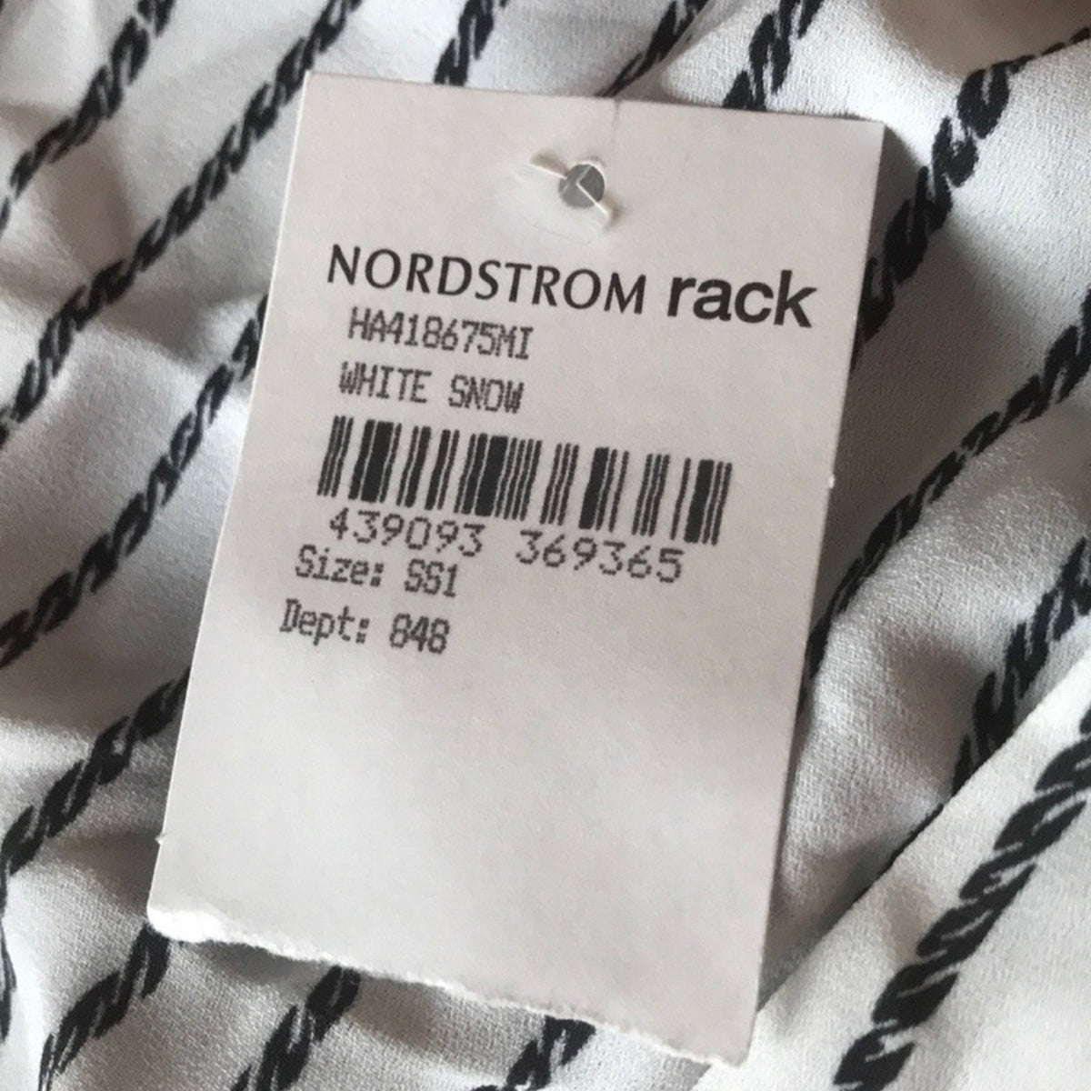 Halogen NEW Surplice Cap Sleeve Blouse Size Medium