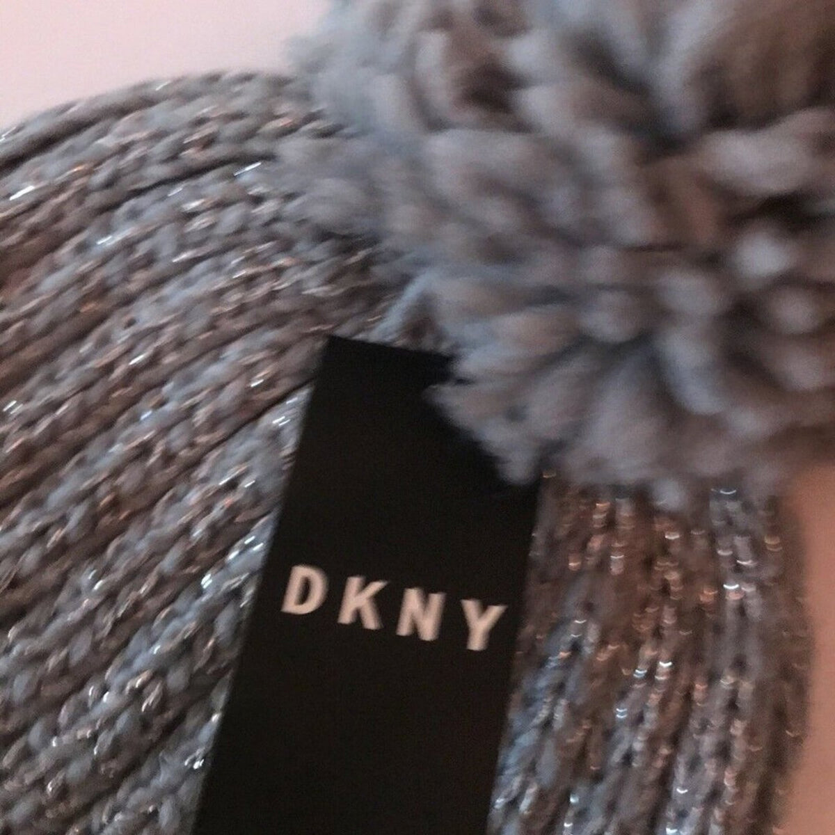 DKNY $40 Gray Stud Metallic Ribbed Silver Pompom Beanie hAT wINTER toboggan hat