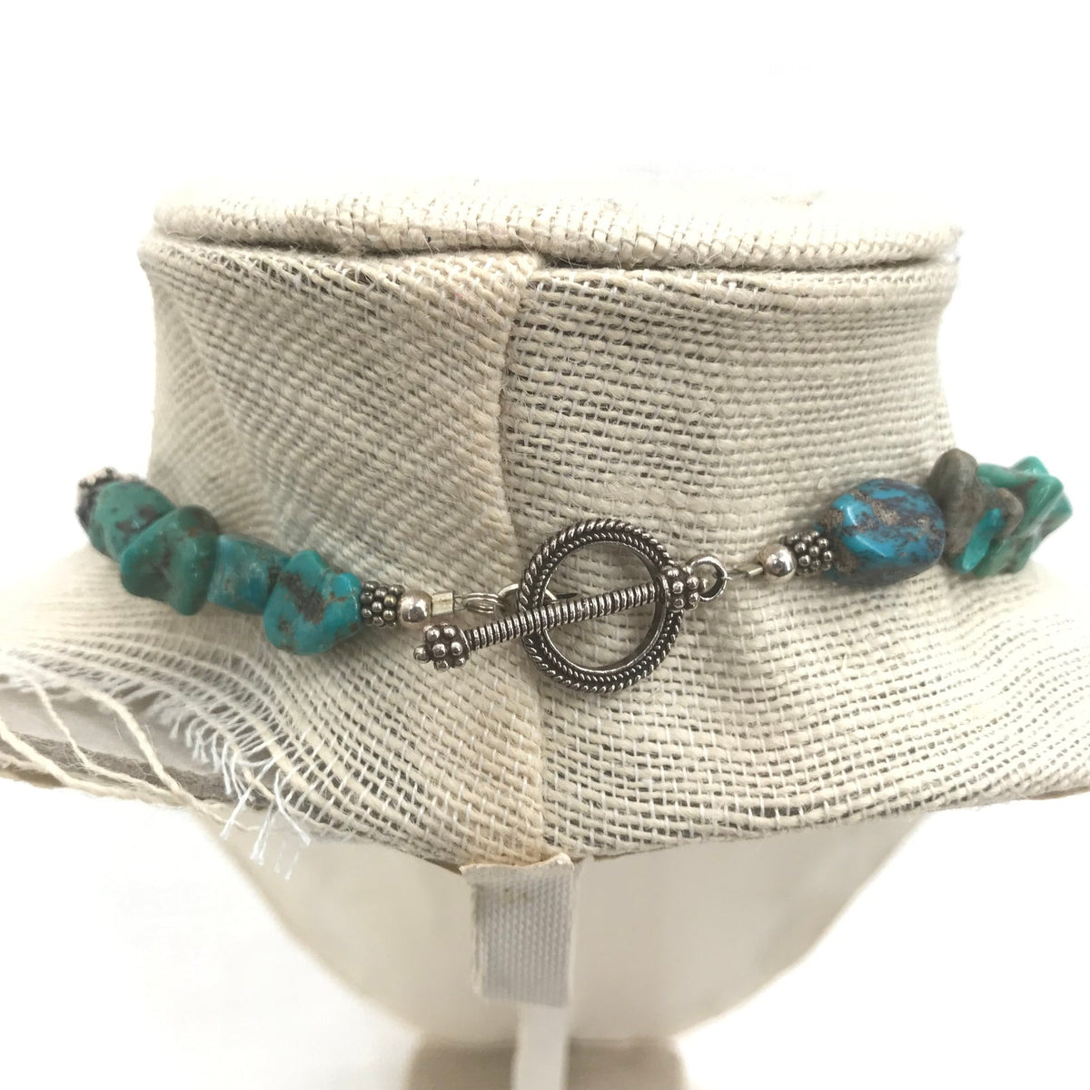 Vintage Turquoise Black Pendants & Stone Necklace Toggle Clasp single strand