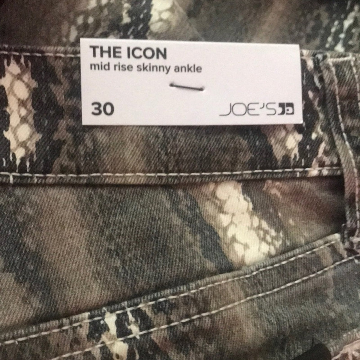 Joe’s NEW Snake Skin Pattern Jeans Icon Mid Rise Skinny Ankle Size 30