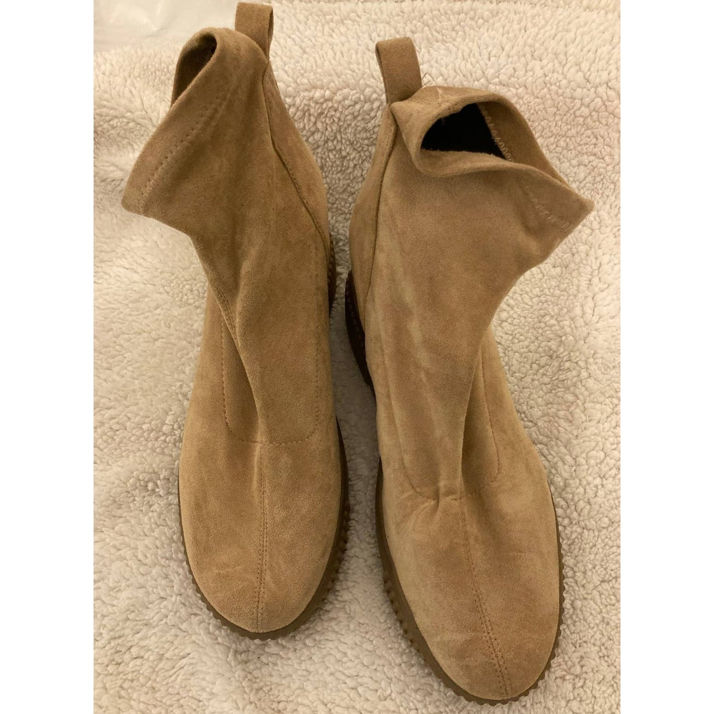 Steve Madden Women's Freshly Suede Wedge Sneaker Ankle Boots Size 9M Tan NWT