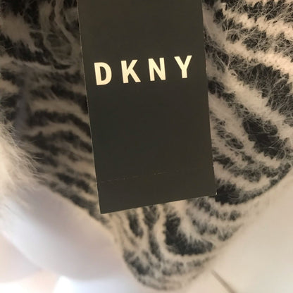 DKNY Fuzzy Animal Zebra print Shawl winter Black & White Scarf L:63” W:12”
