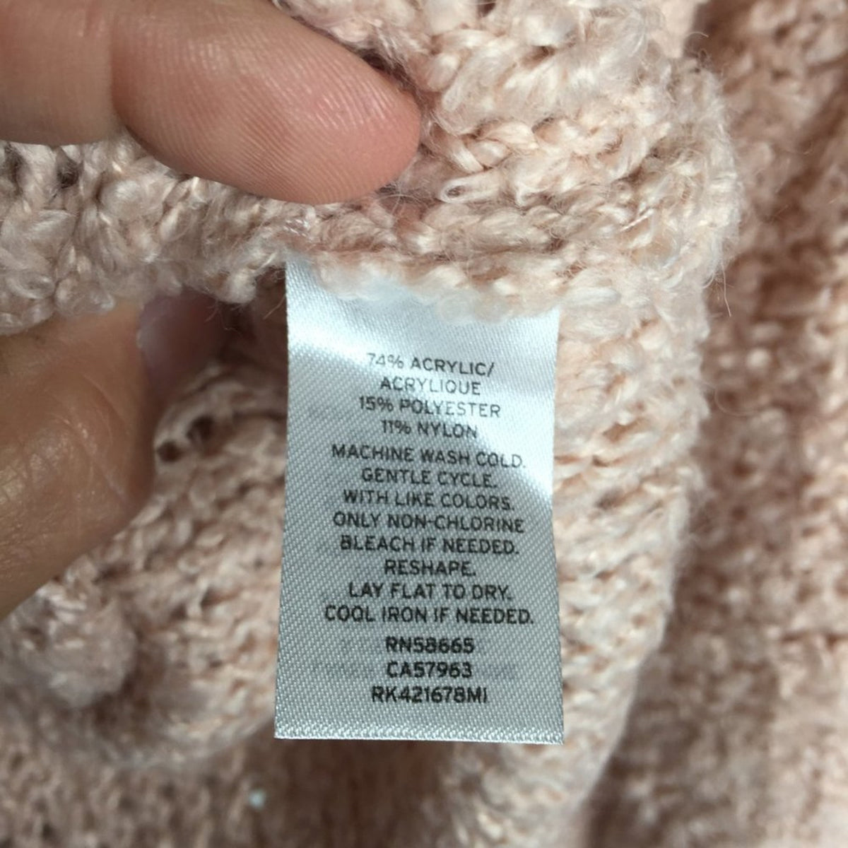 Susina NEW Pink Fluffy Boucle Knit Pullover Sweater V-Neck Large