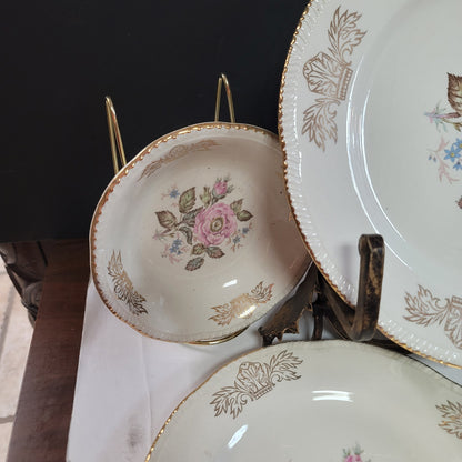 Homer Laughlin Queen Ester Dinner salad bread Plate Bowl cup saucer One Setting