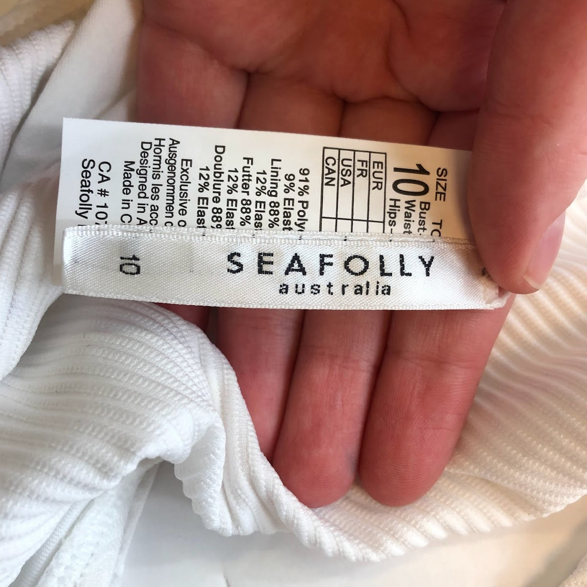 O'neill 2 Piece White BathingSuit Swimwear Small Saltwater Solid Texture Bandeau