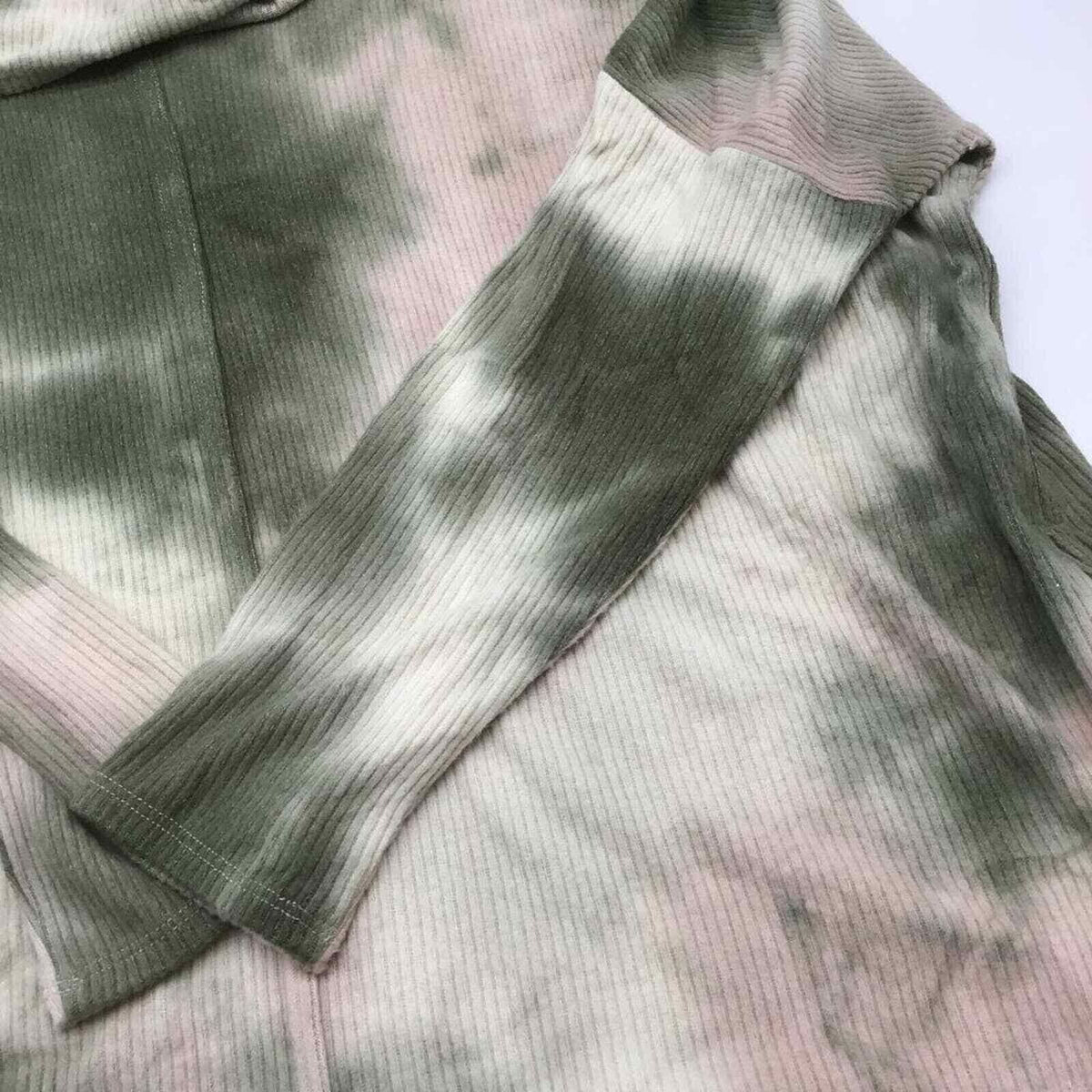 Status by Chenault Tunic Top Oversize Size Medium Olive and Cream Tie Dye NWT
