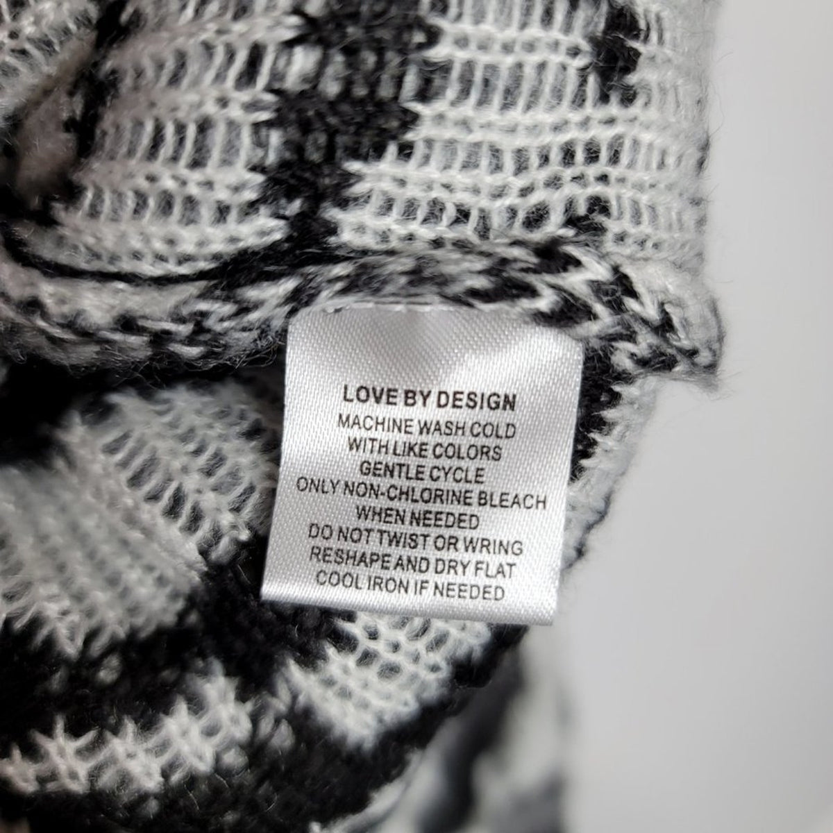 NWT Love by Design Zebra Print Pullover Sweater Size X-Large