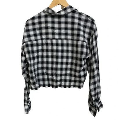 ABOUND Black & White Dobby Plaid Small Raw Fringe Hem Crop Top Size Small