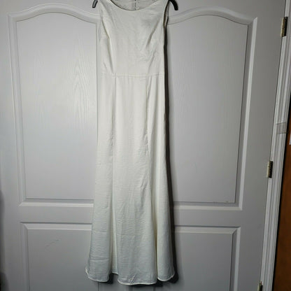 Chi Chi London Draped Neck Sleeveless Nora Gown 8 evening formal wedding Trumpet