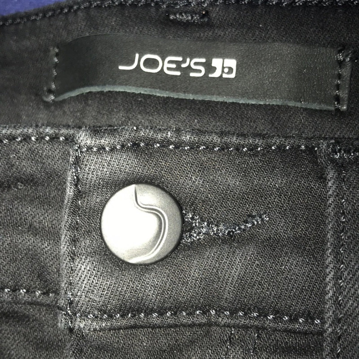Joe’s Jeans The Charlie Skinny Cobra Black Pants 23