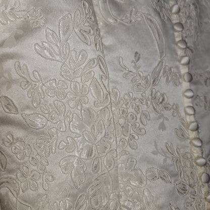 Oleg Cassini Vintage Cream Embroidery Applique Train Size 22 Wedding gown Dress
