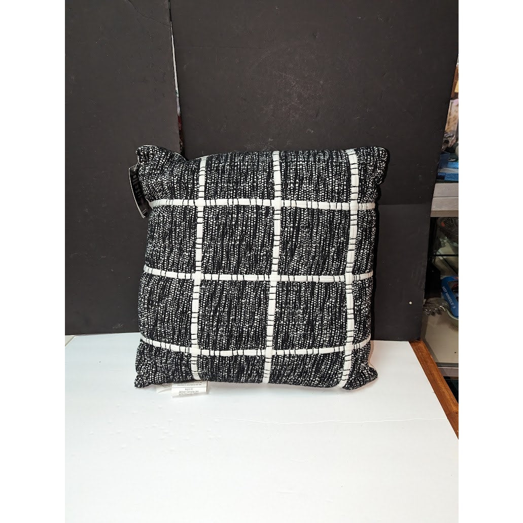 Kensington Garden SMall World Black and White Decorative Cotton Pillow 20x20 NEW