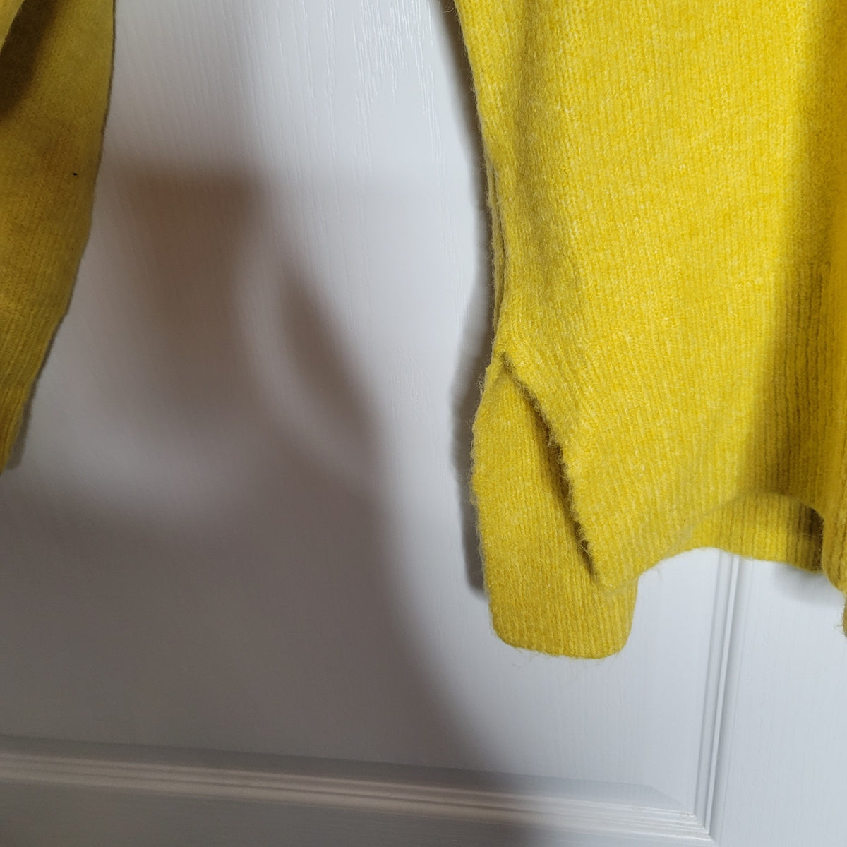 Sanctuary Yellow Sweater Long Sleeve XL side split wool blend Pocket NEW