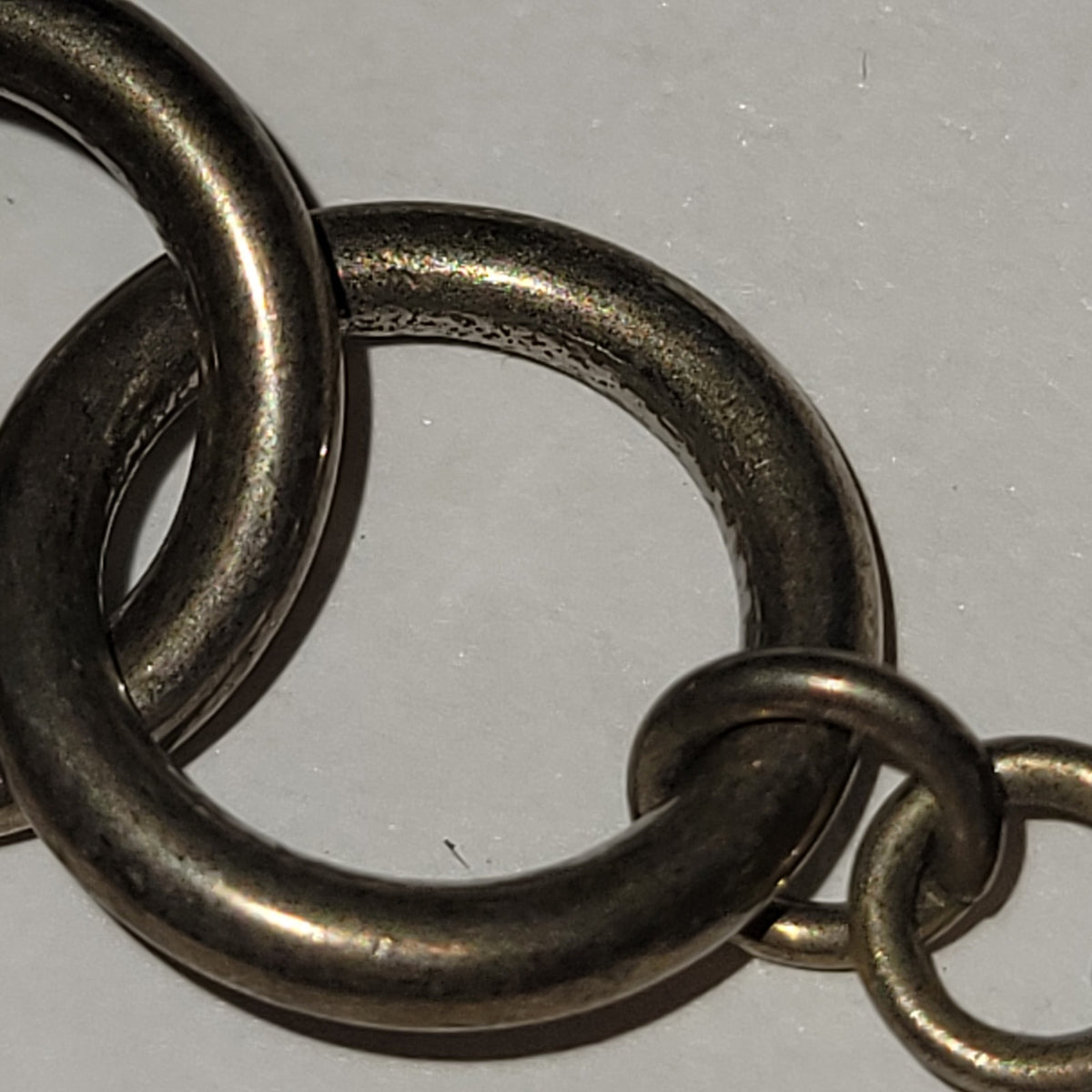 Vintage Silvertone necklace toggle clasp Discs hammered square circle 16" length