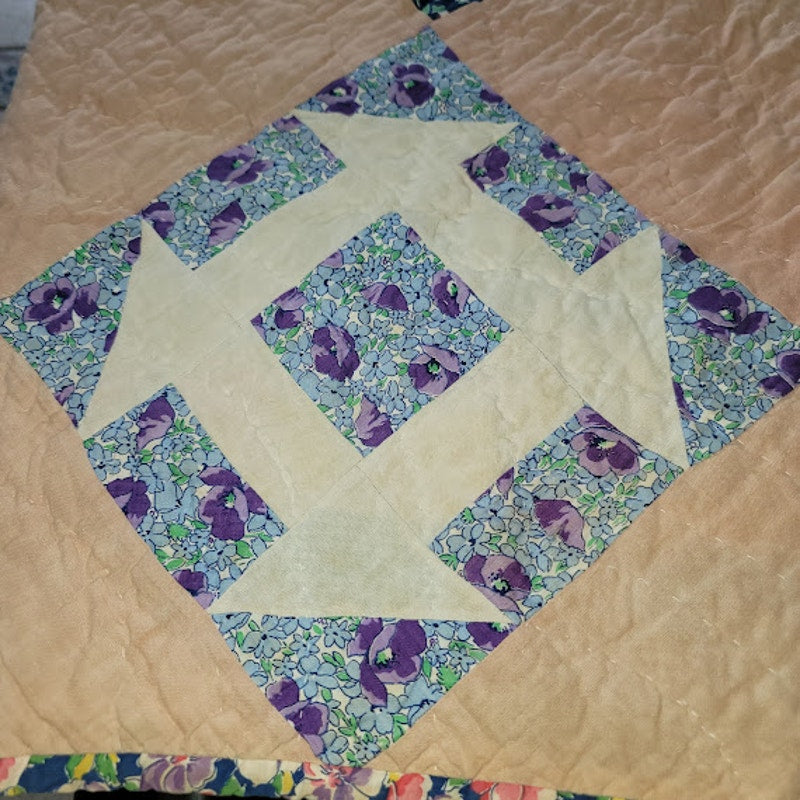 Vintage Handmade Quilt Full QUEEN Twin Bedspread Blanket Farmhouse Cabin 62"X76"