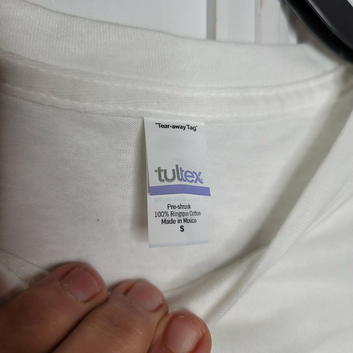 Tultex Friends TV White Lineup Photo T- Shirt Women & Juniors Short Sleeve Small