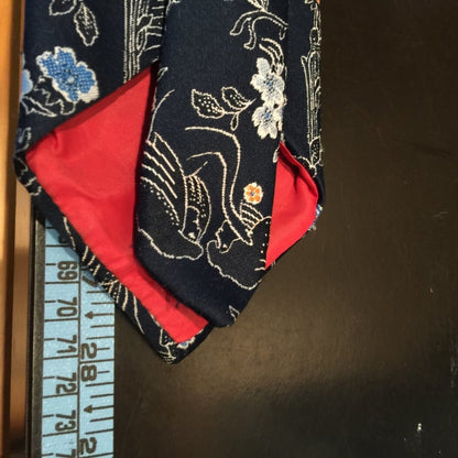 JC Penney Vintage Wide Necktie Floral 1970s floral blue red flowers Red under
