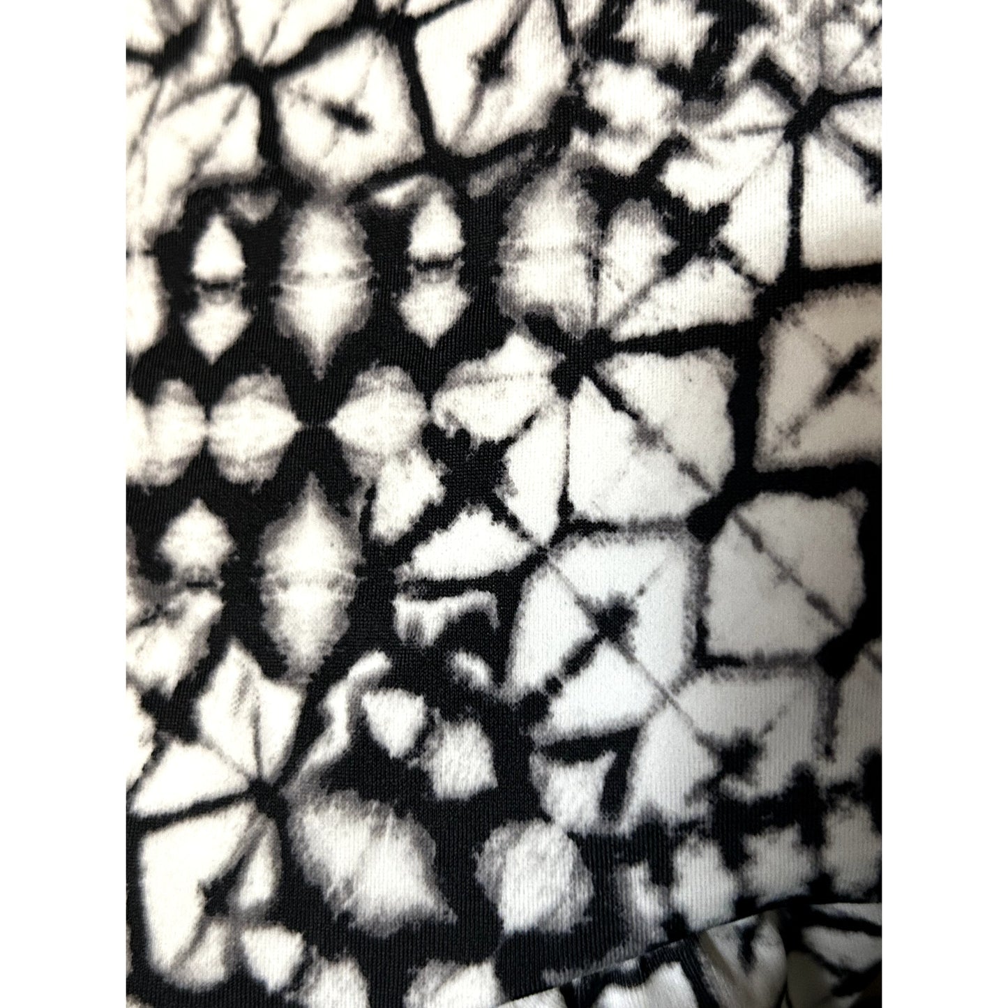 Gottex NWT Profile Tribal Batik V-Neck Halter Tankini Size 8