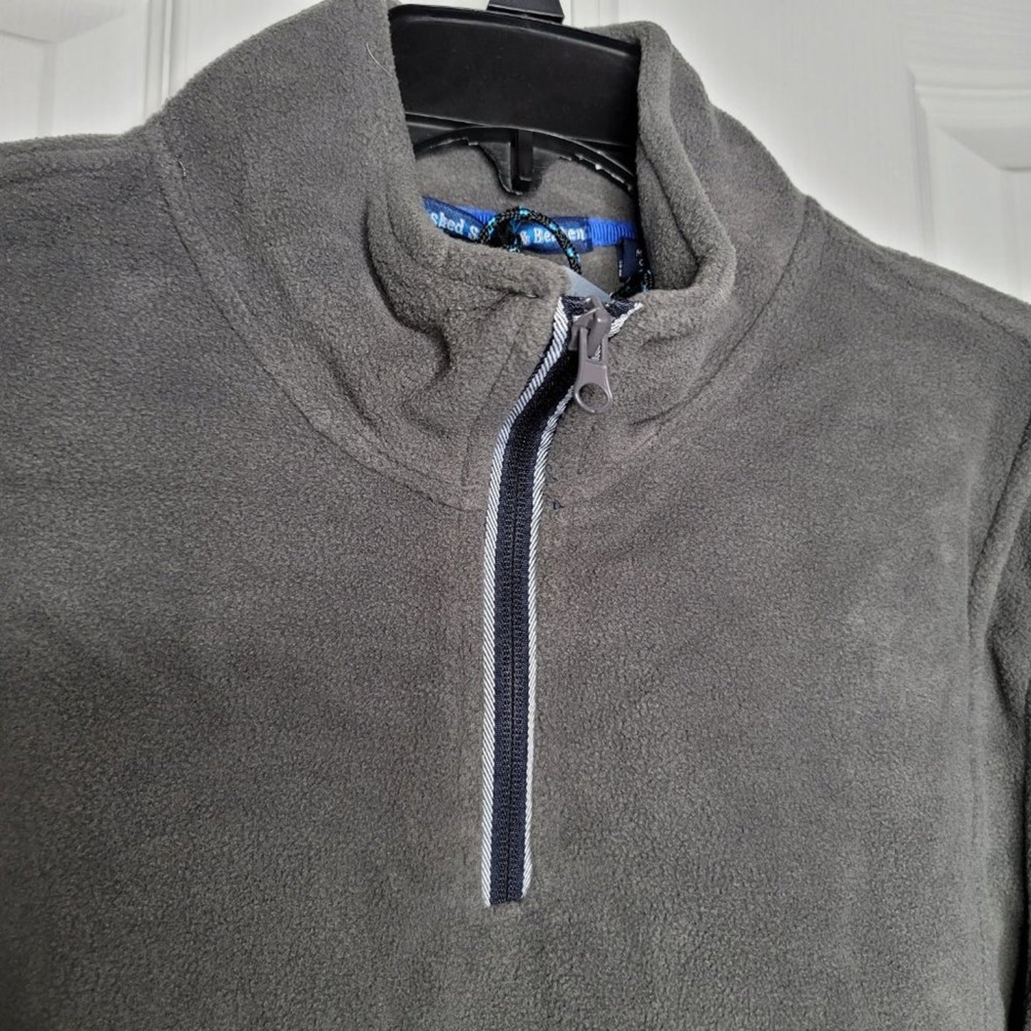 NWT Vintage 1946 Gray Partial Zip Fleece Knit Sweater Small winter Mens cozy