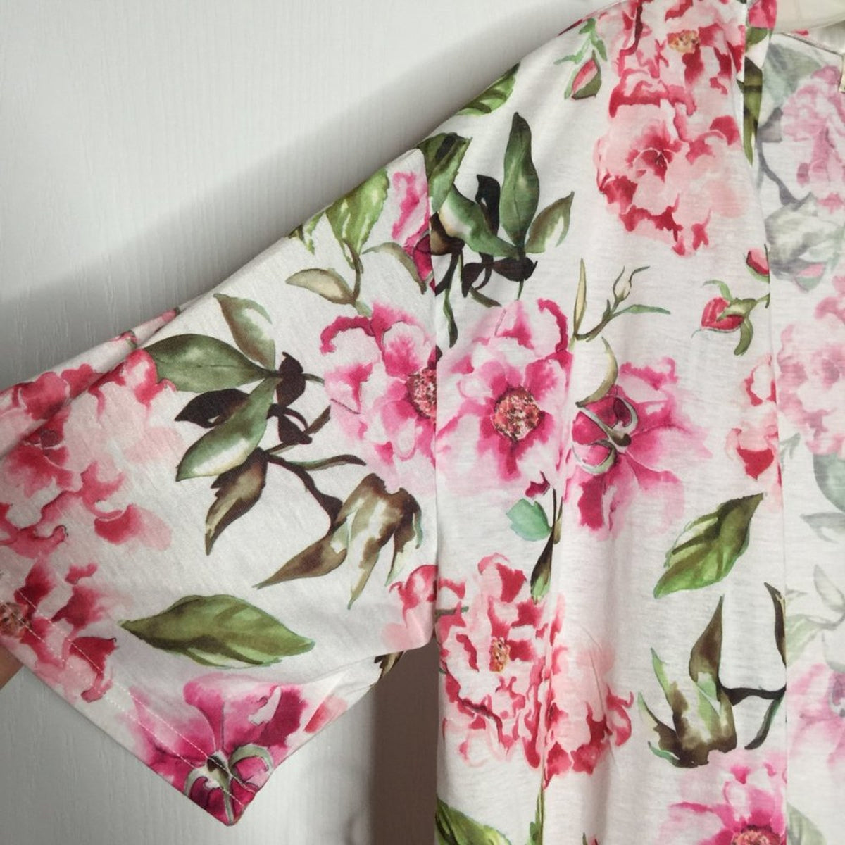 Show Me Your Mumu Duster ROBE Short Sleeve Floral White Green Pink One Size