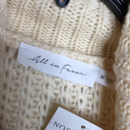 All in Favor Pullover Turtle Neck Sweater Long Sleeves Knit Ivory Medium NEW
