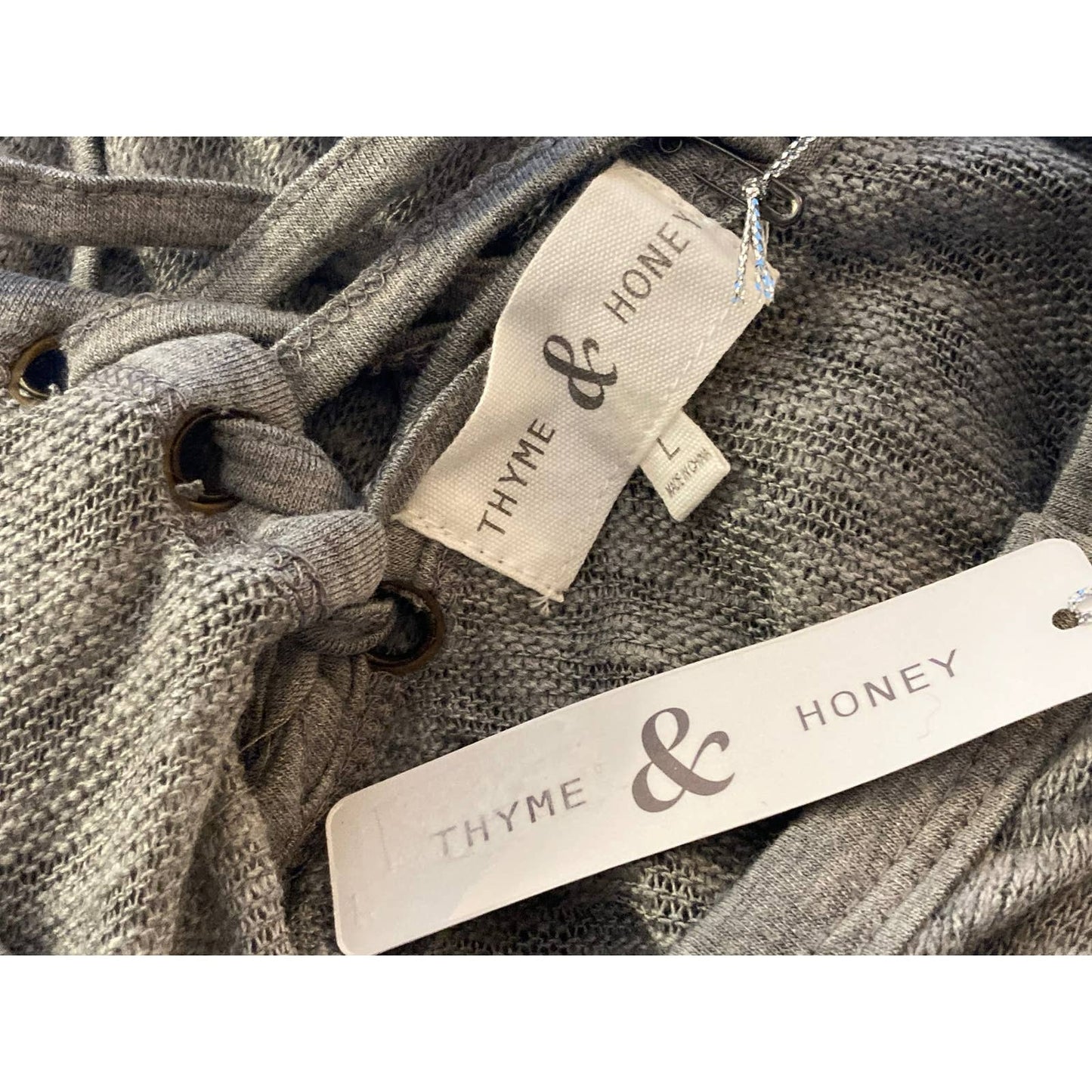 Thyme & Honey Lightweight Lace-Up Back Long Sleeve Top Sz Large Heather Grey NWT